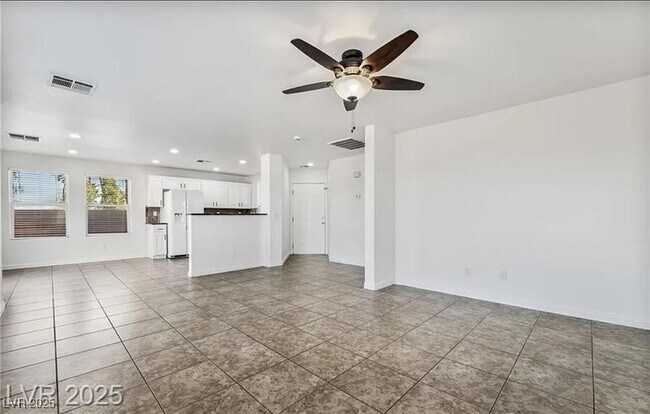 Foto del edificio - 4650 Chino Peak Ct