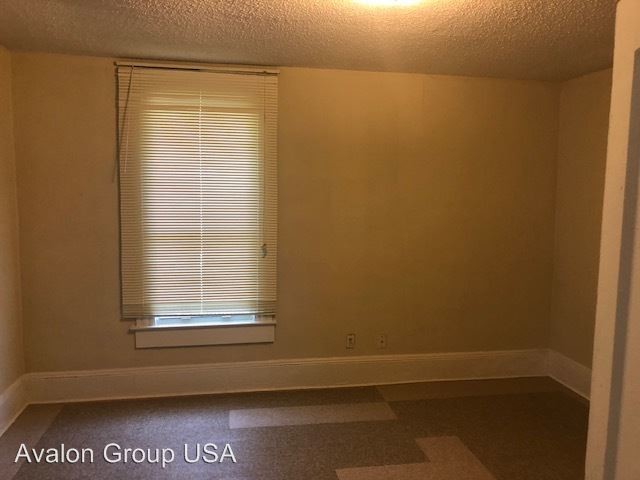 Foto del edificio - 4 br, 1 bath House - 2830 Jupiter Ave