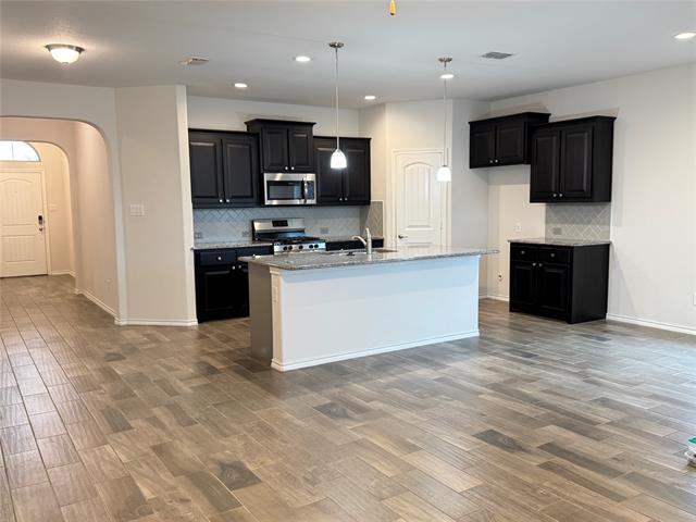Building Photo - 1109 Pierz Dr