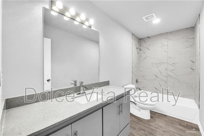 Foto del edificio - 1001 W Sunset Valley St