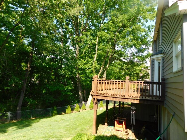 Building Photo - 2833 Hilly Haven Ct