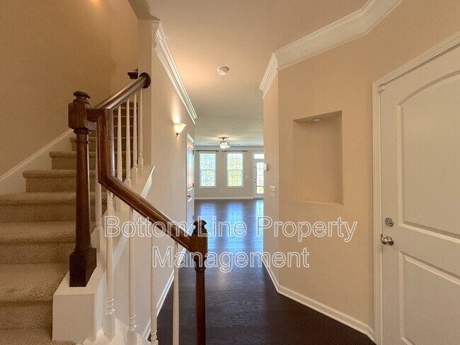 Foto del edificio - 9625 Camberley Ave NW