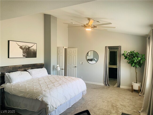 Foto del edificio - 10637 Amblewood Ave