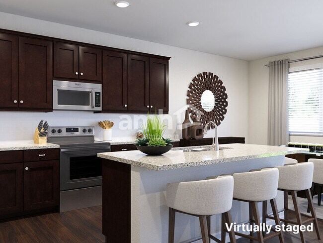 Foto del edificio - 8850 Carmine Cob Ave