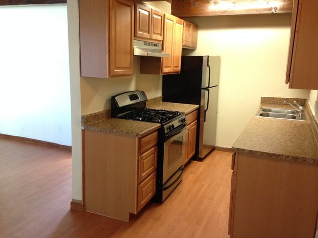 Building Photo - 5150 Taku Dr
