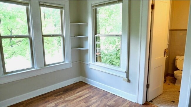 Bedroom - 4901 N Washington Blvd