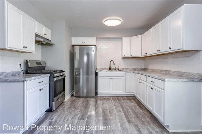 Building Photo - 4 br, 1 bath House - 11118 Bristol Ter.
