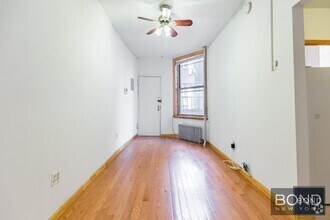 Building Photo - 20 Spring St