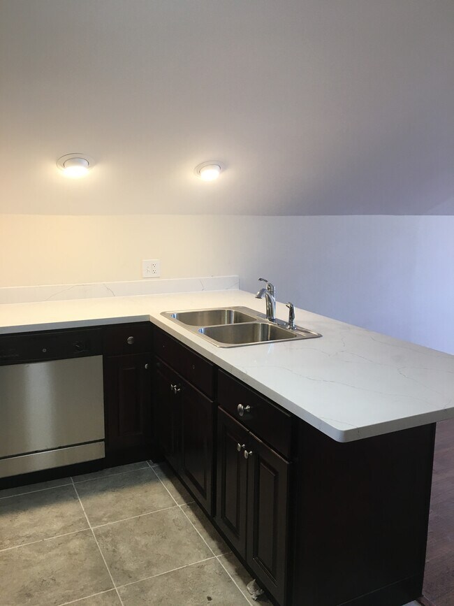 Kitchen - 1436 Josephine St