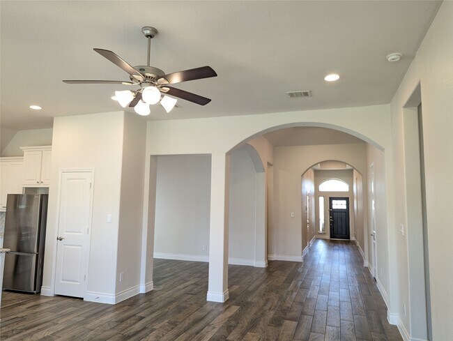Foto del edificio - 2043 Blackhawk Ridge Ln
