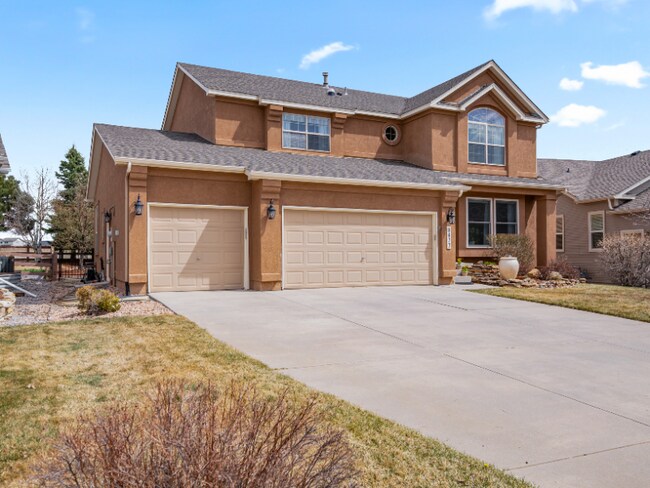Foto del edificio - 8677 Roaring Fork Dr