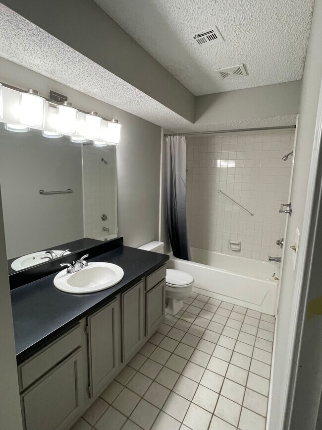 Foto del edificio - 9012 S College Ave