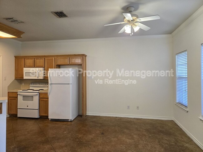 Building Photo - 3009 Palomino Trail