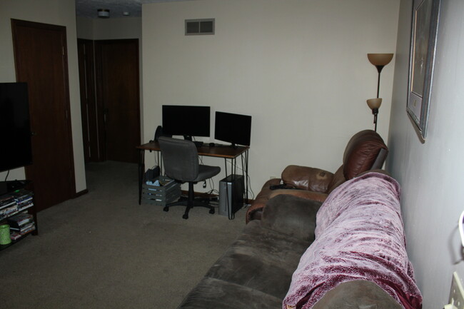 Living Room - 3227 Claflin Rd