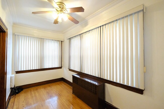 Sala de día - 90 Norman Rd