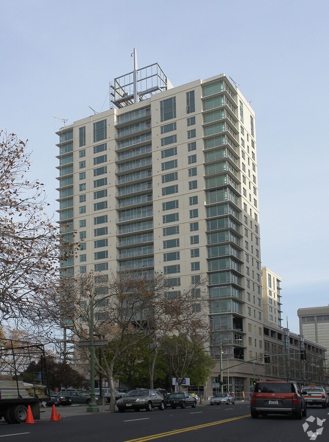 Foto del edificio - The Grand