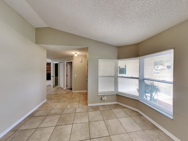 Building Photo - 104 Ridgecrest Dr
