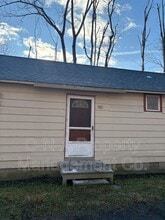 Building Photo - 231 Poco Ln