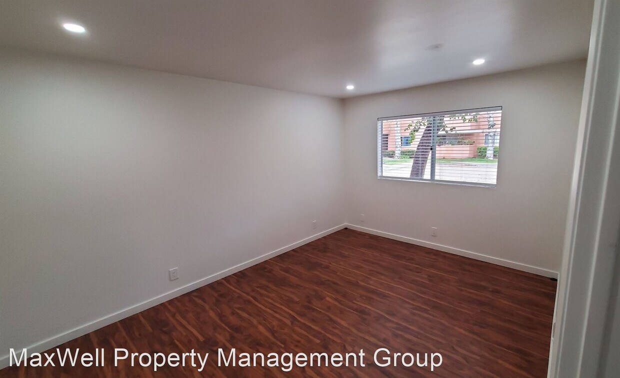 Foto principal - 1 br, 1 bath House - 12601 Van Nuys Blvd.