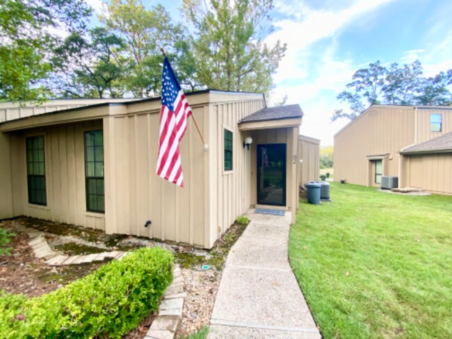 Foto del edificio - 82 N Court Villa Dr