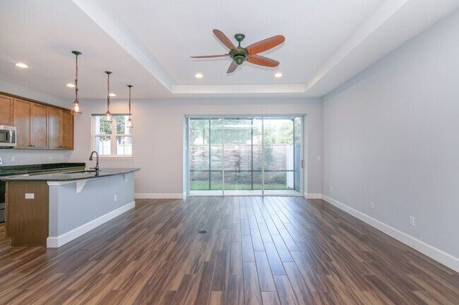 Building Photo - 586 Lake Wildmere Cove
