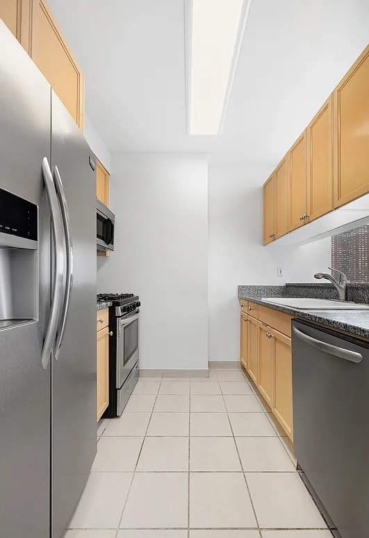 AWESOME ONE BEDROOM - AWESOME ONE BEDROOM House