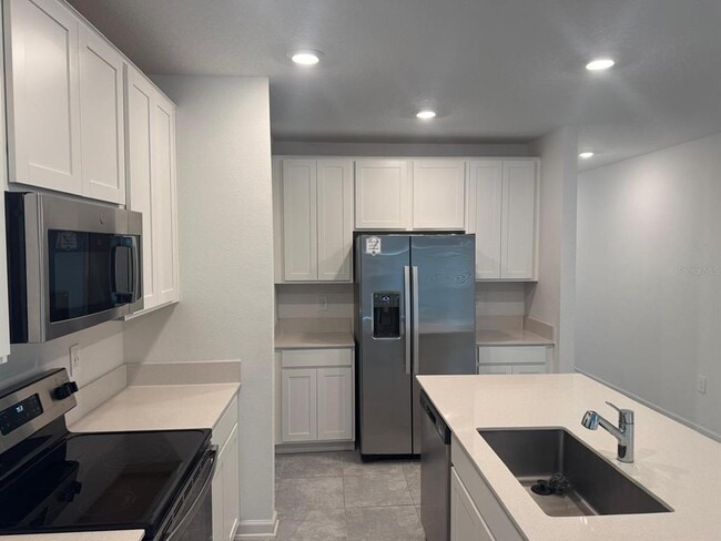 Building Photo - 2110 Aquifer Ln