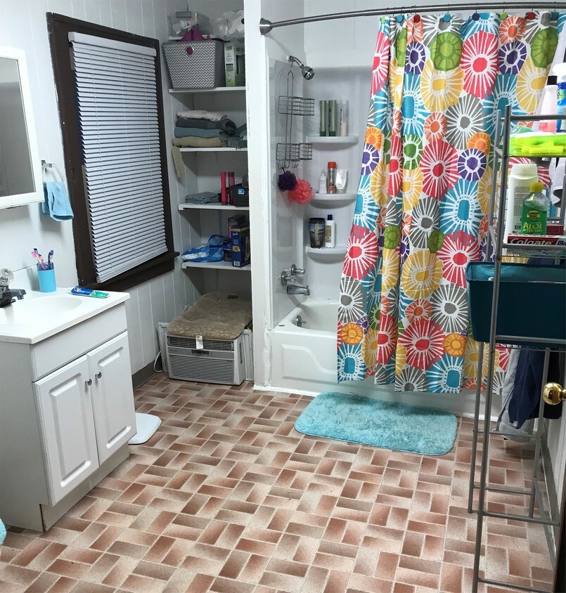 Foto principal - 507 1/2 1st St