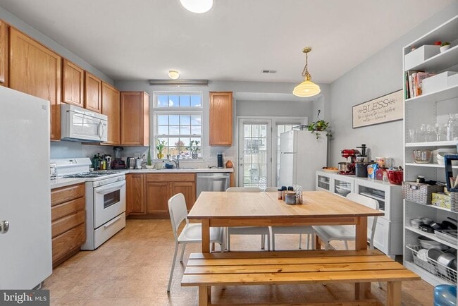 Foto del edificio - 44481 Watertown Terrace