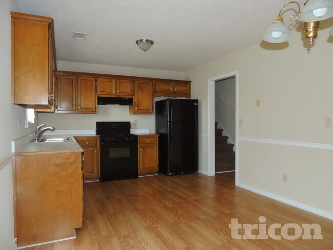 Building Photo - 2351 Boone Pl