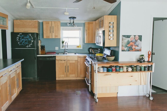 Foto del edificio - 400 Kings Hwy