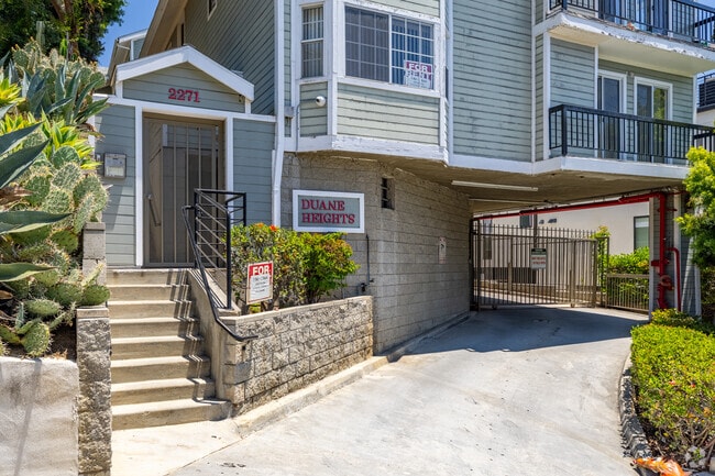 Entrada - Duane Heights Apartments