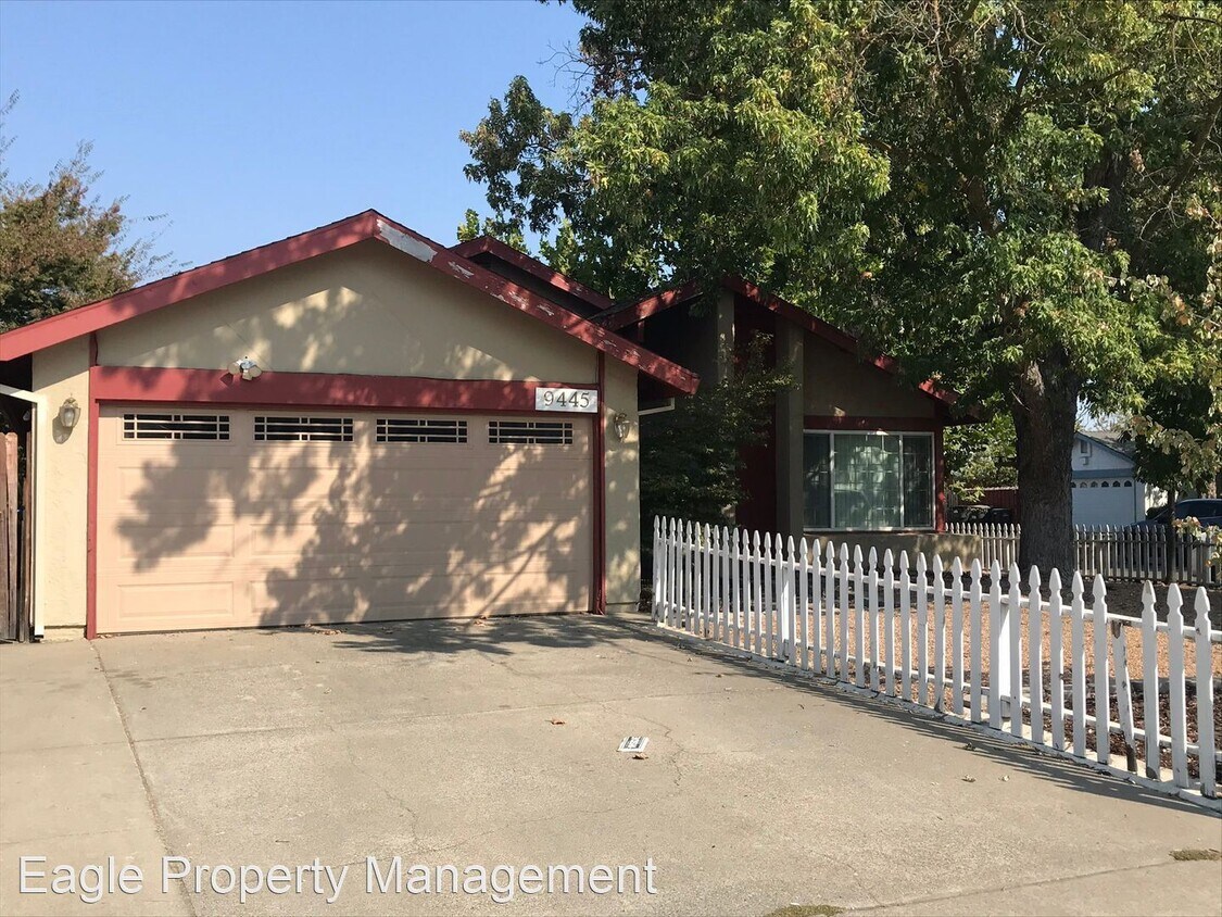 Primary Photo - 4 br, 2 bath House - 9445 Williamette Way