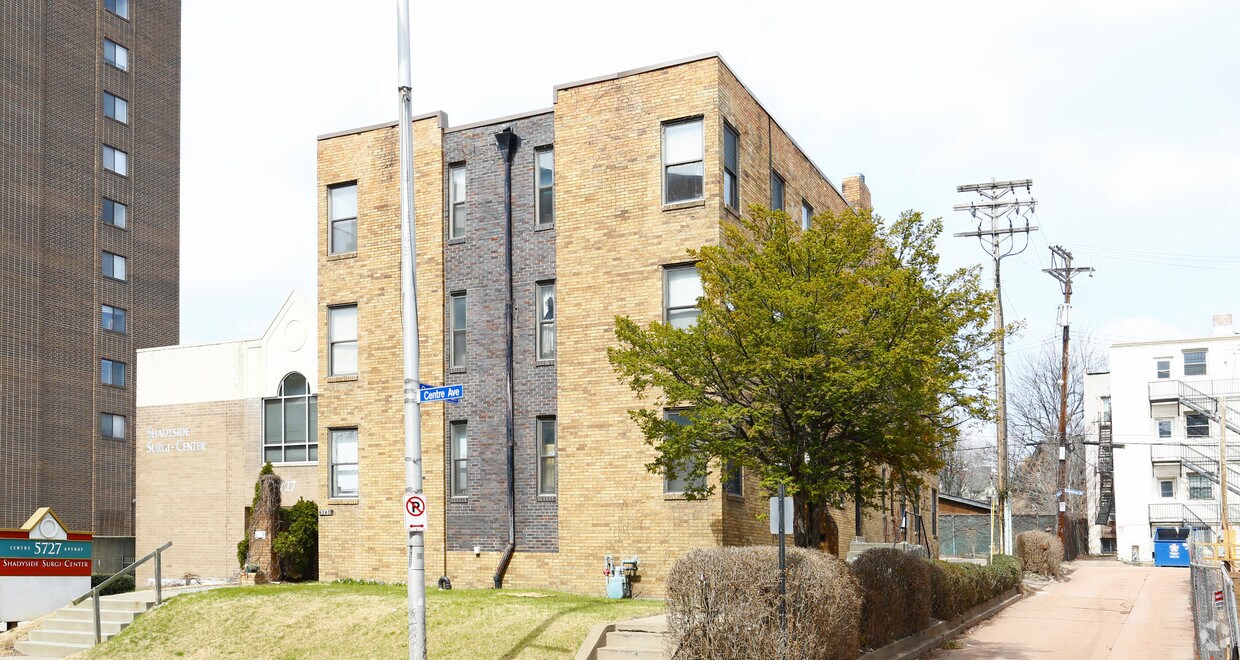 Building Photo - 5731 Centre Ave