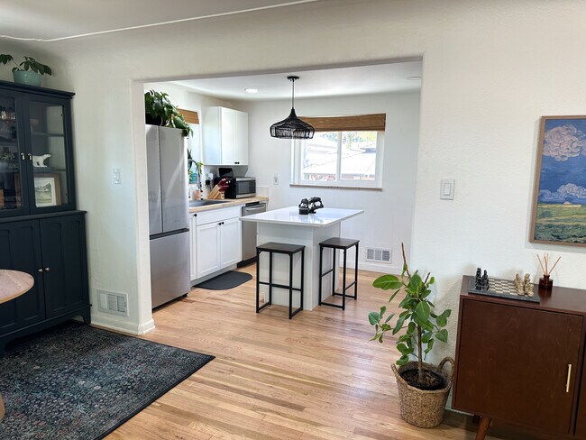 Cocina - 525 Perry St