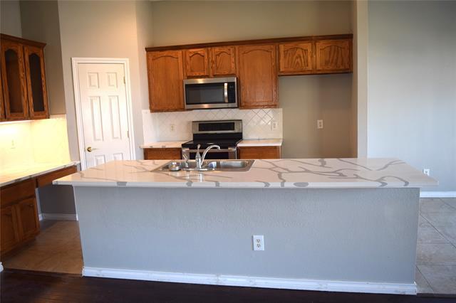 Building Photo - 5613 Eastwedge Dr