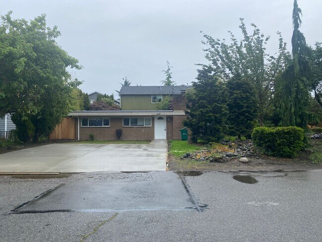 Renovated single family home in Seattle! B... - Renovated single family home in Seattle! B...