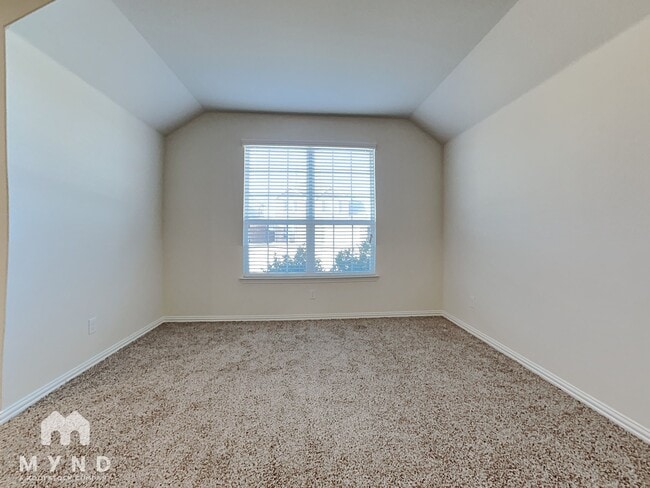 Building Photo - 4916 Meadow Falls Dr