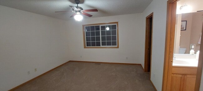 Building Photo - 21354 Idaho Ave