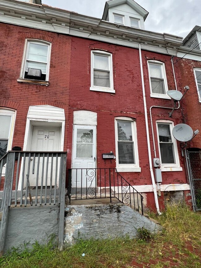 Foto del edificio - 468 W Hanover St