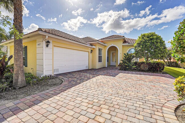 Foto del edificio - 11427 SW Rockingham Dr