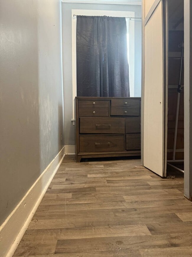 Building Photo - 11339 S Langley Ave