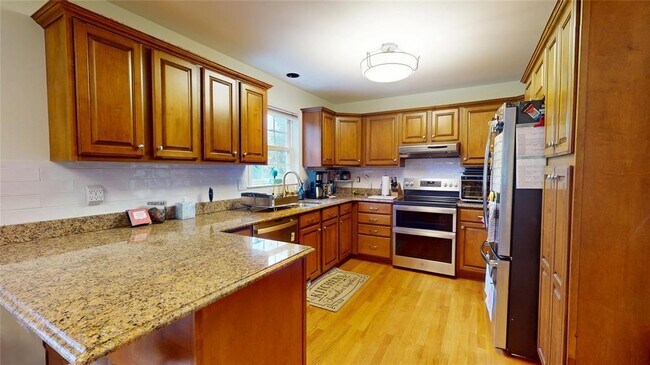 Foto del edificio - 10 Courtney Ln