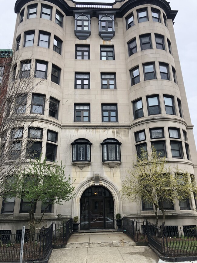 Foto del edificio - 857 Beacon St