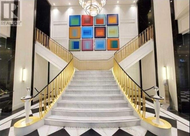 Building Photo - 955 Bay St.