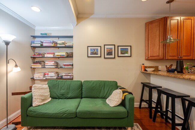Foto del edificio - 1006 N St NW