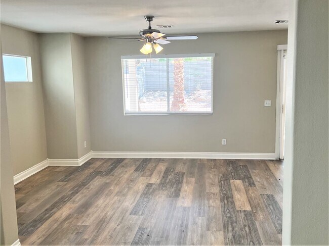 Foto del edificio - 1847 Quartz Landing Ave