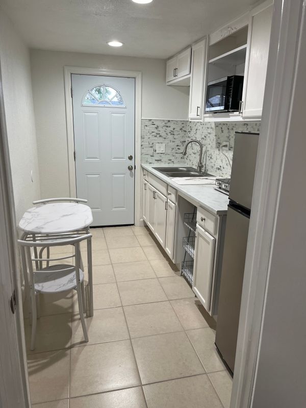 Foto principal - 16102 Foxfire Dr