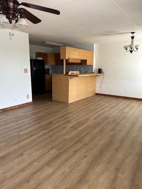 Foto del edificio - 633 N Commercial St