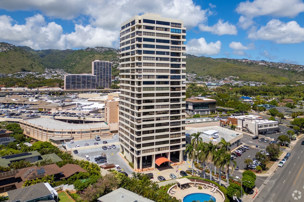 Primary Photo - Regency At Kahala